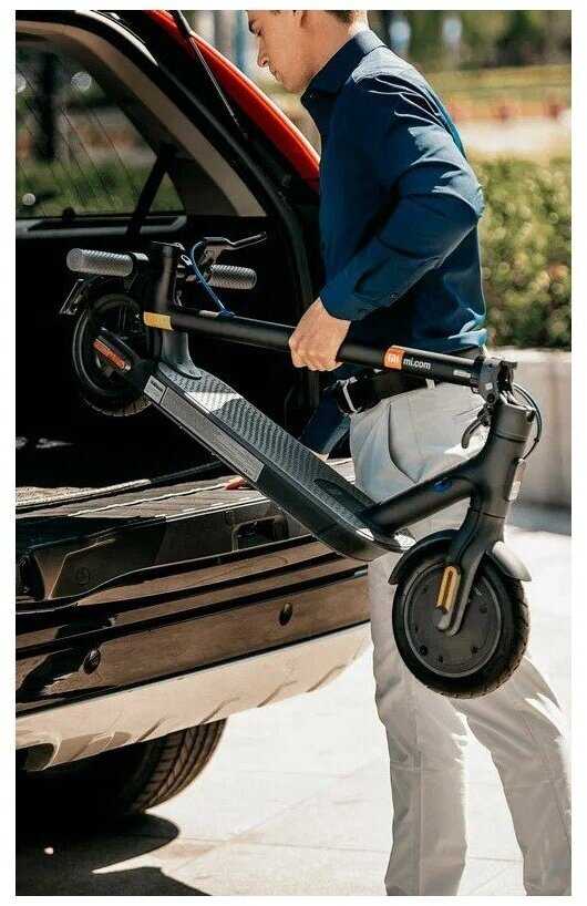 Электросамокат Xiaomi Mi Electric Scooter 3 Lite (BHR5388GL) фотография 4