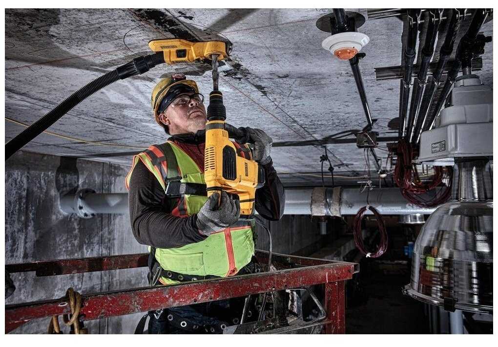 Перфоратор DeWalt D 25481K фотография 15