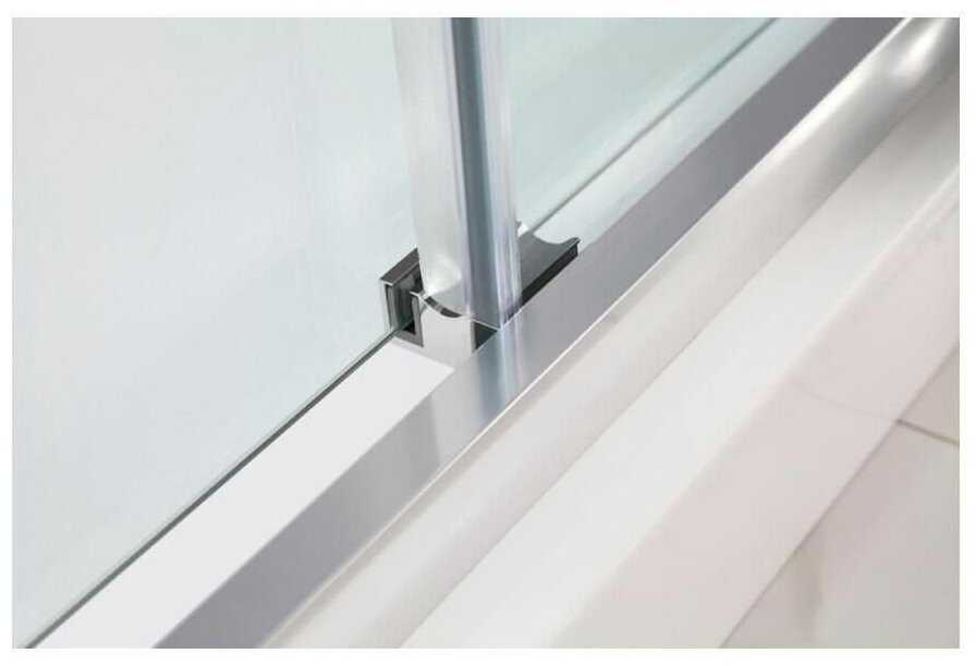 Душевой уголок Cezares Lux 140x90 SOFT-W-AH-1-140/90-C-Cr-IV фотография 6
