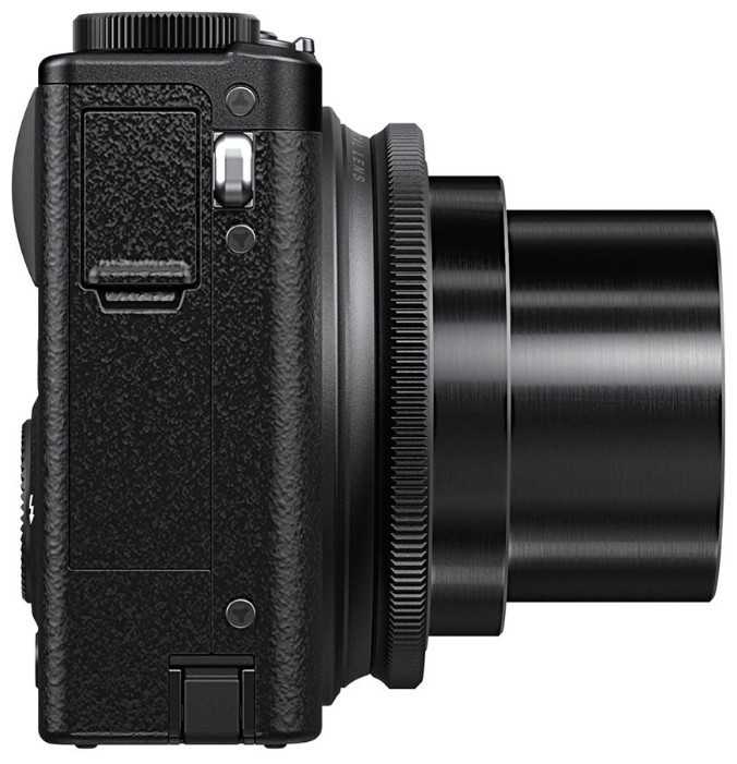 Фотоаппарат Fujifilm XQ1 фотография 3