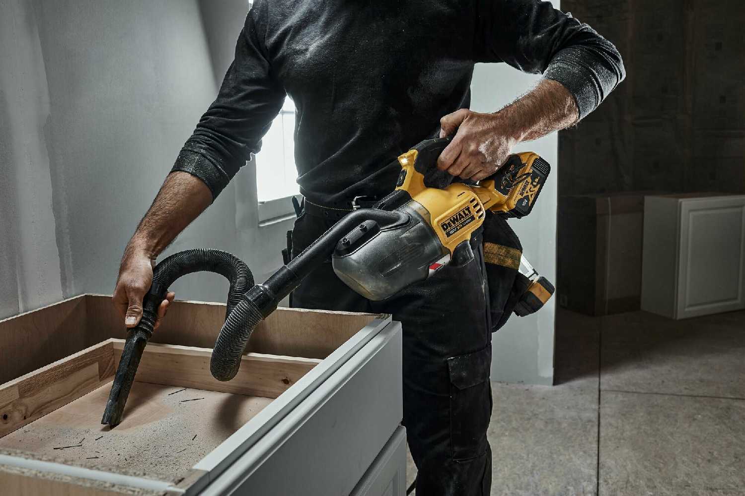 Аккумуляторный пылесос DEWALT Пылесос (DCV501LN) фотография 10