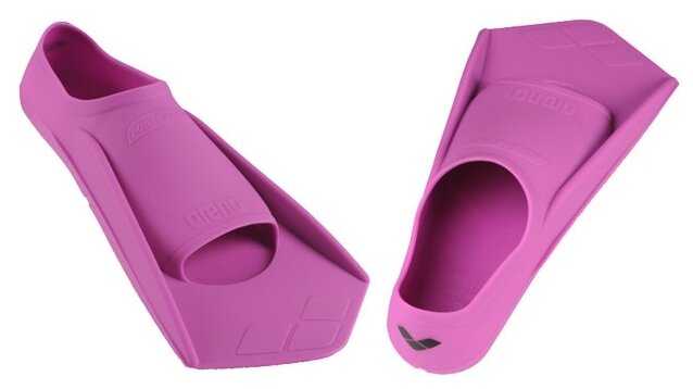 Ласты с закрытой пяткой arena Powerfin