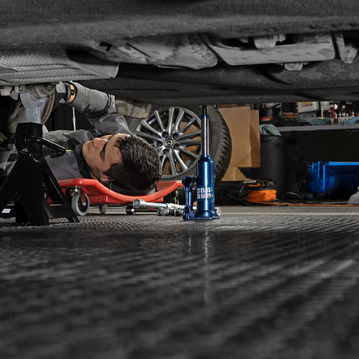 Домкрат бутылочный гидравлический Stels Домкрат бутылочный гидравлический (51160) фотография 7