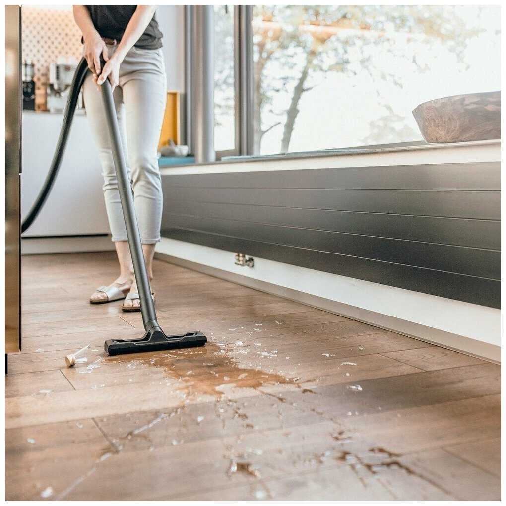 Профессиональный пылесос KARCHER WD 2 Plus V-12/4/18, 1000 Вт фотография 19