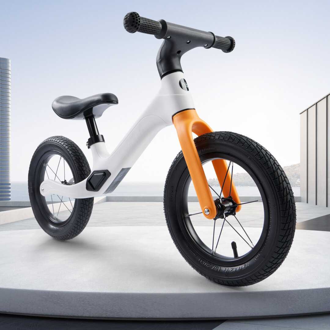 Беговел Happy Baby Speedy (50032) фотография 16