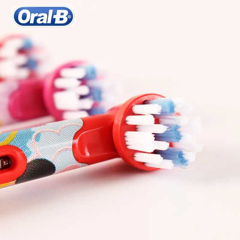 Насадки для детских зубных щеток Oral-B Cars (4 шт.) фотография 2