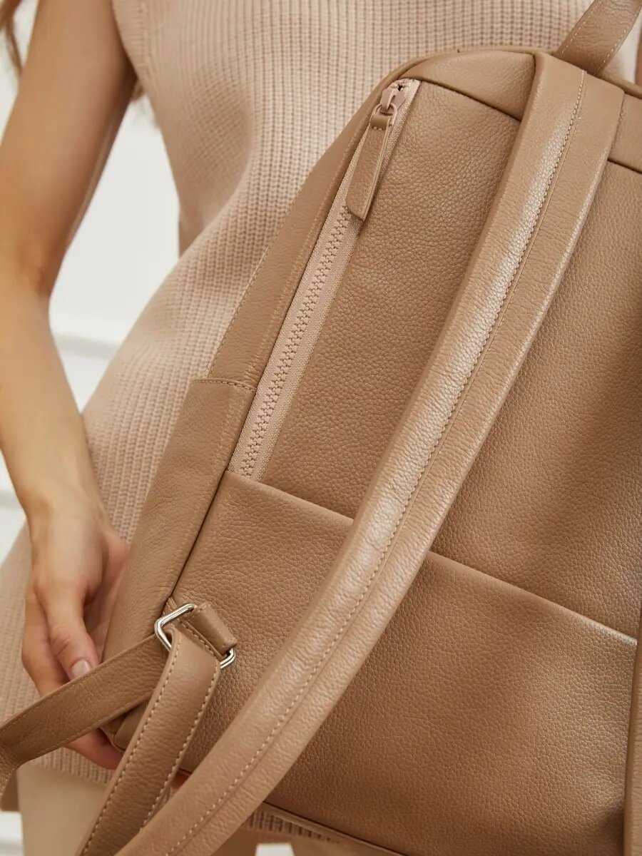 Женский рюкзак из натуральной кожи SLB124/78BG фотография 17