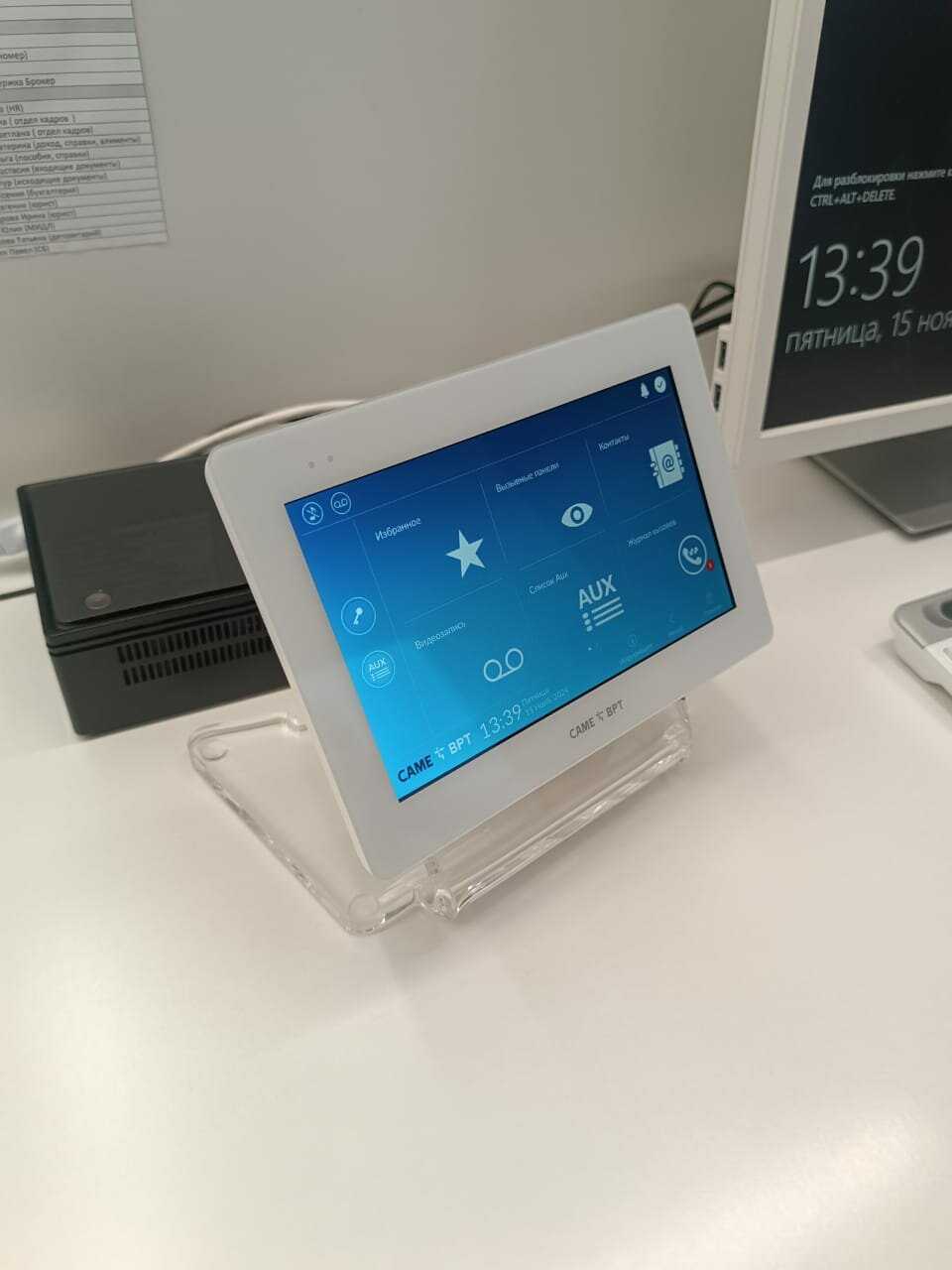 Абонентское IP-устройство CAME XTS 7IP с сенсорным 7’’ дисплеем, Wi-Fi модулем (840CH-0060) фотография 16