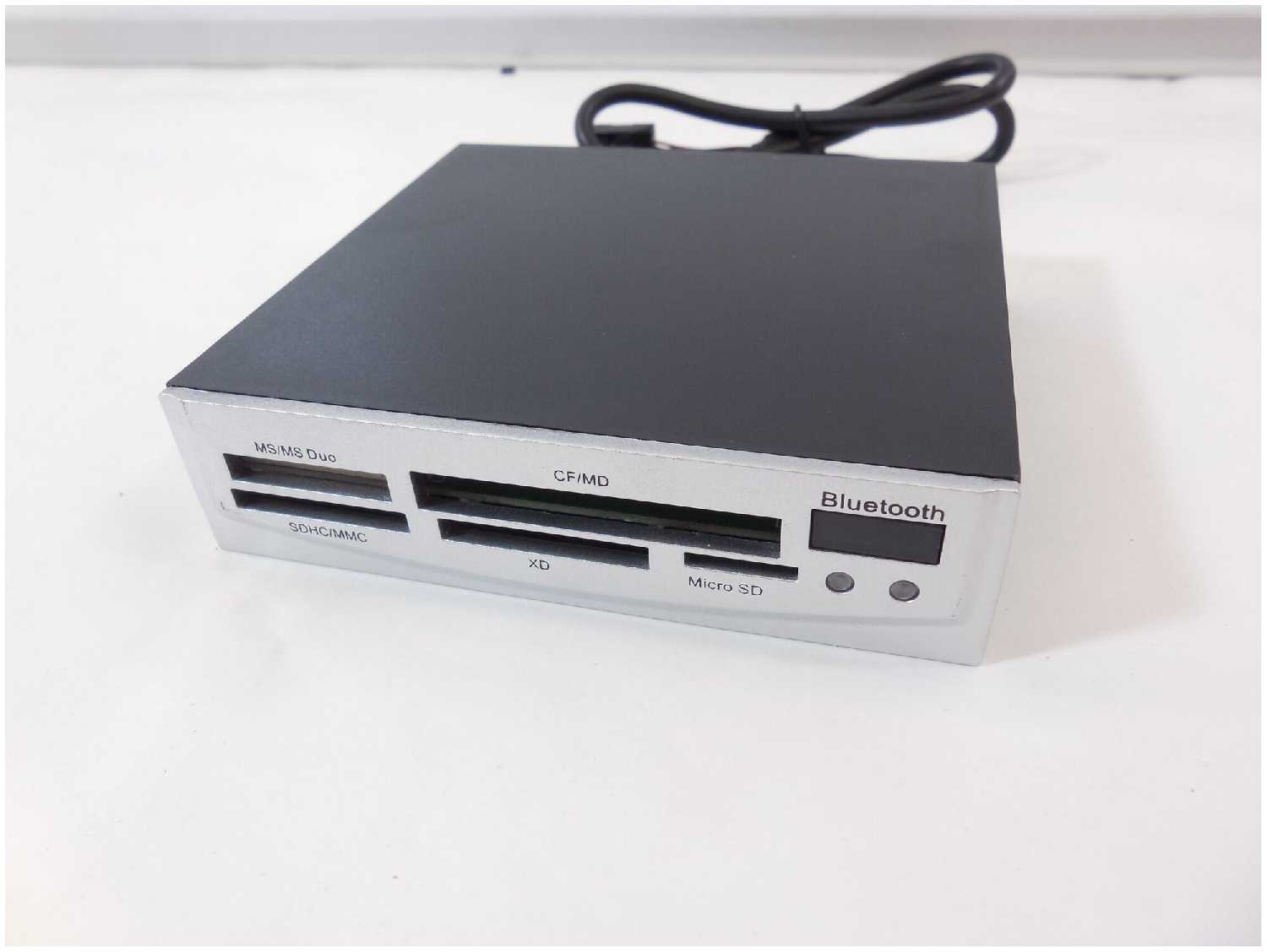 Кардридер c Bluetooth в отсек 3.5 (87163) фотография 1