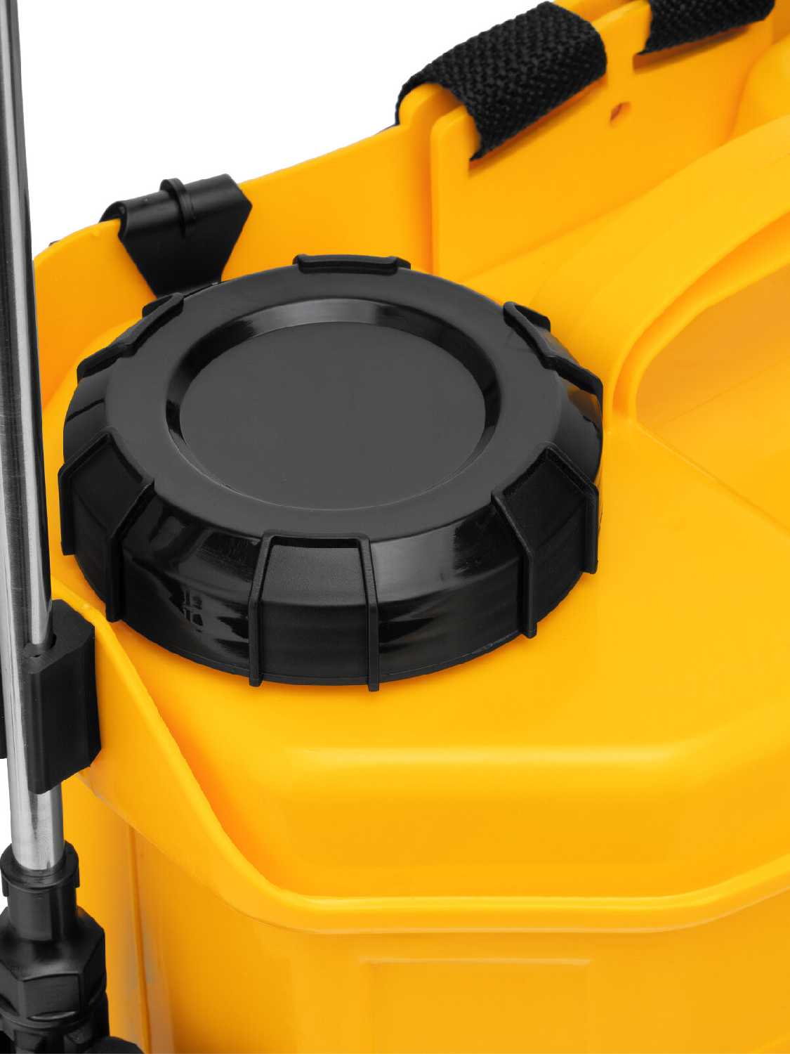 Опрыскиватель ранцевый аккумуляторный DenzelD-16LA, 16 л, щелочной акк, 12 В, 8 Ач 64789