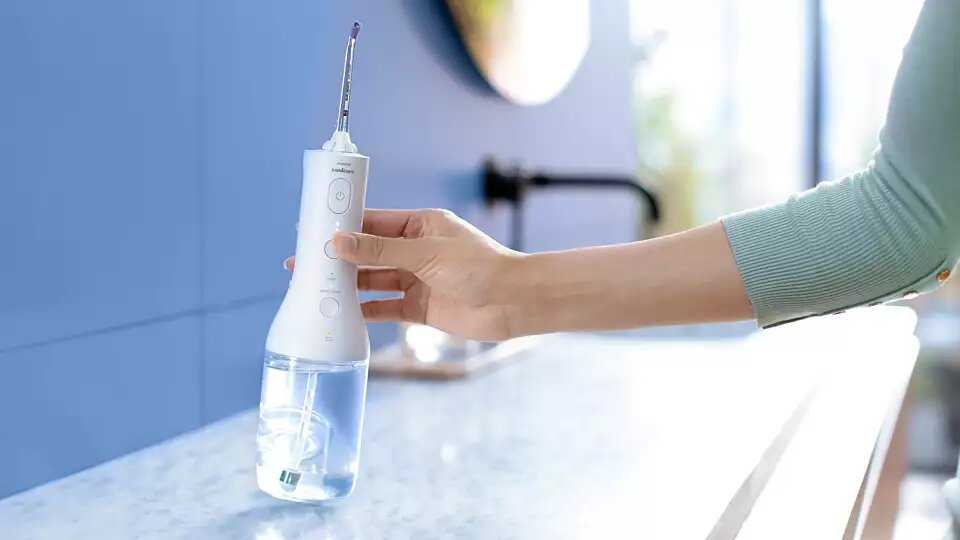 Набор Philips Sonicare Diamond clean 9000 (HX3866) и Power Flosser фотография 6