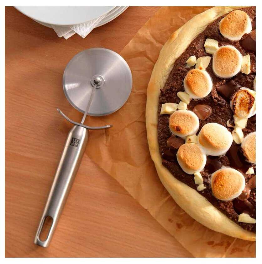 Нож для пиццы Zwilling J. A. Henckels Pro, лезвие 26 см фотография 2