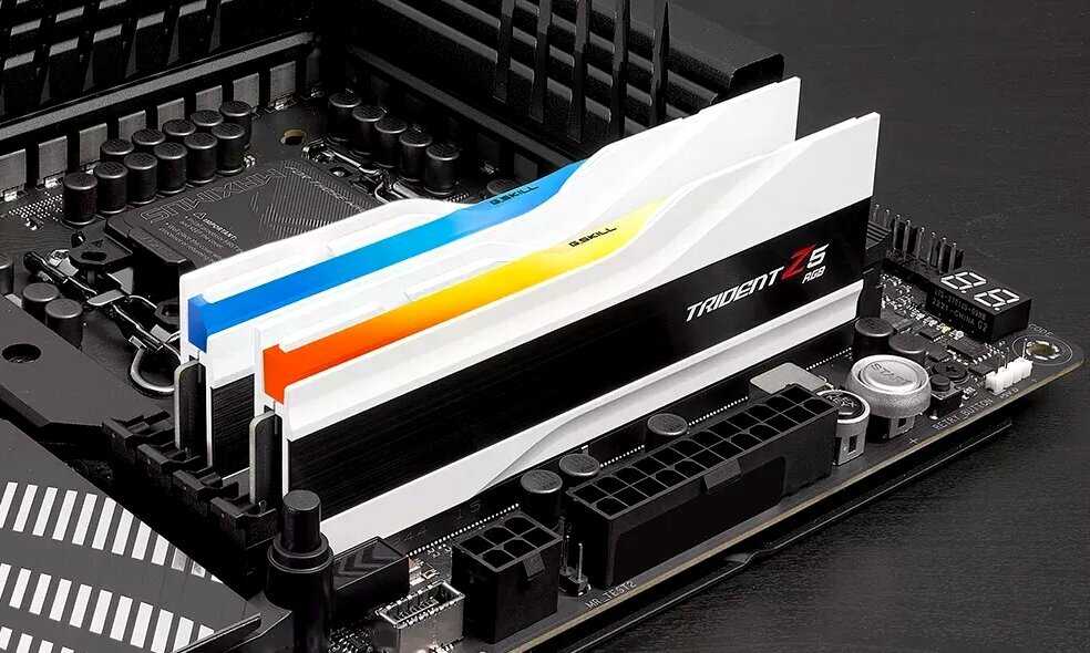 Оперативная память G.SKILL Trident Z5 RGB 64GB (2x32GB) 6000MHz (F5-6000J3636F32GX2-TZ5RW) фотография 4