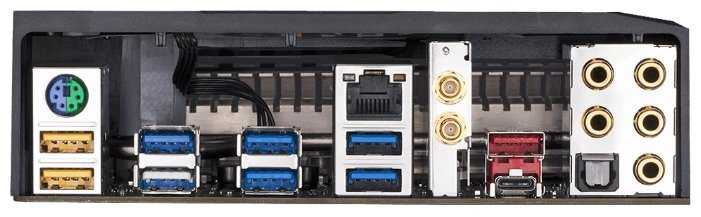 Материнская плата GIGABYTE X399 AORUS Gaming 7 (rev. 1.0) фотография 4