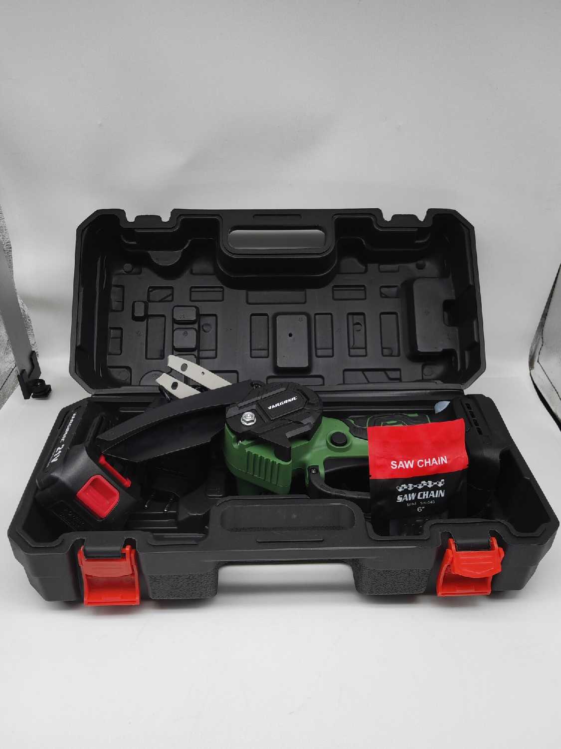 Аккумуляторная цепная электропила Vargonic V-40 фотография 15