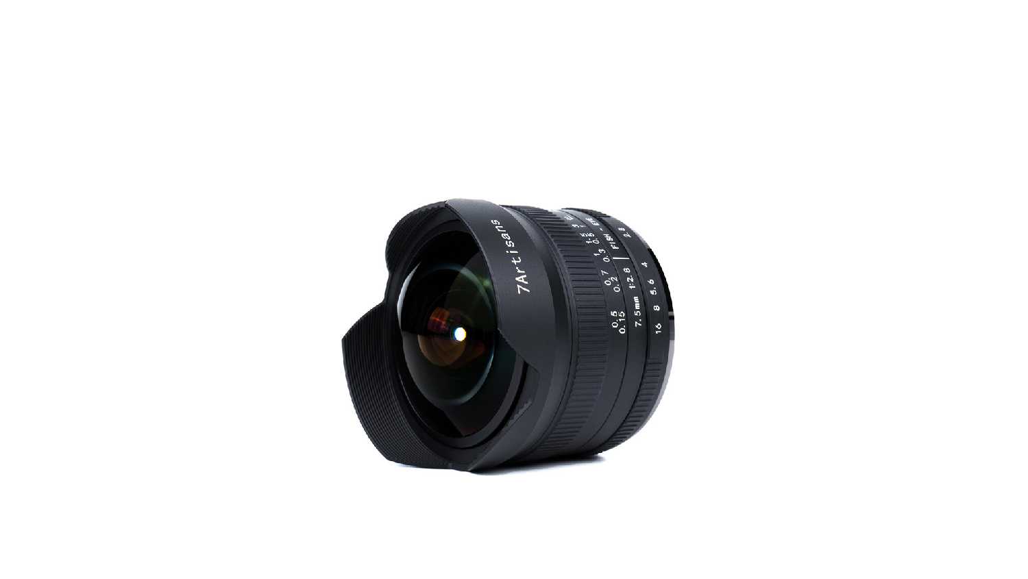 Объектив 7Artisans 7.5mm f/2.8 Mark II фотография 5