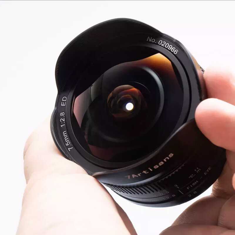 Объектив 7artisans Photoelectric 7.5mm F2.8 II (для Fujifilm XF) фотография 5