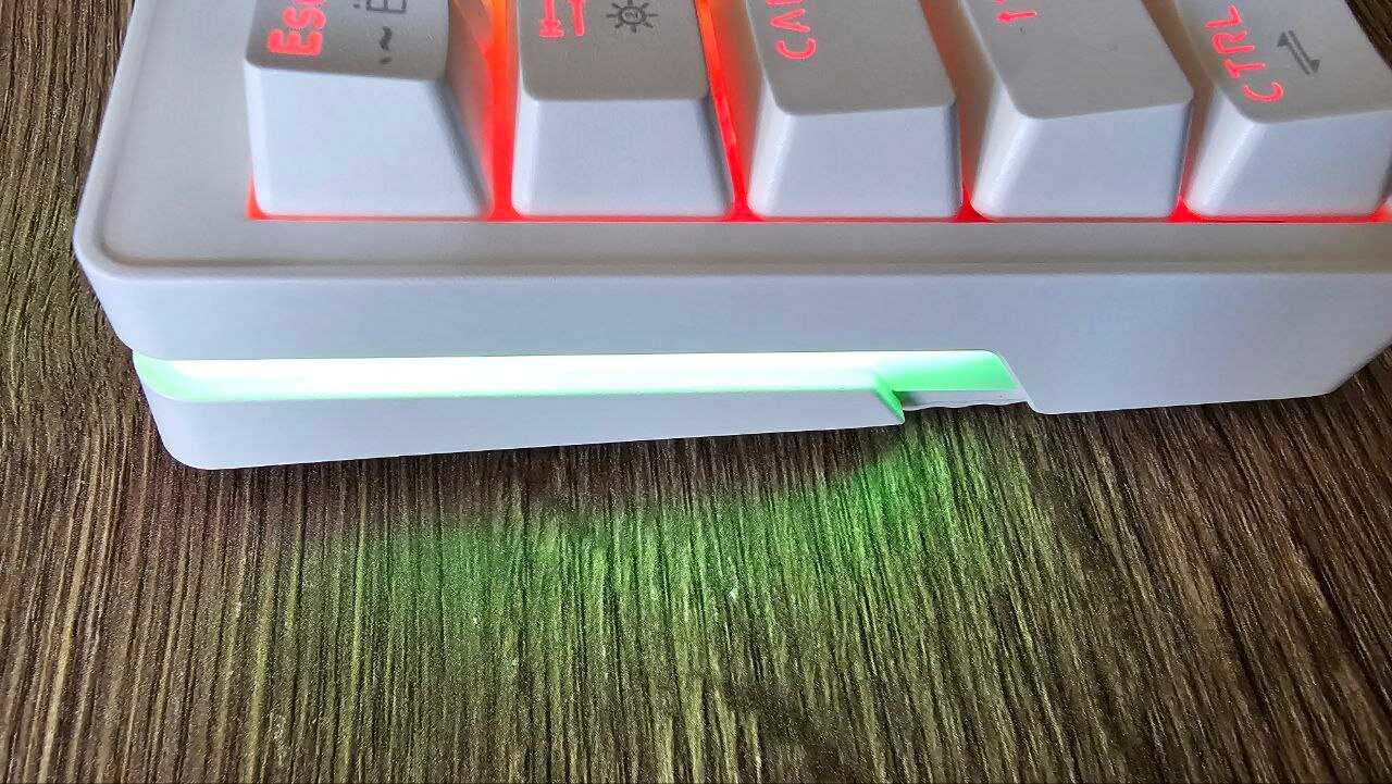 Беспроводная механическая игровая клавиатура GK61/63 фотография 23
