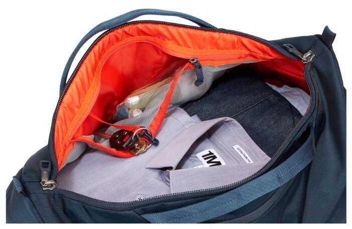 Сумка дорожная THULE, отделение для обуви, фиксирующие ремни, плечевой ремень фотография 3