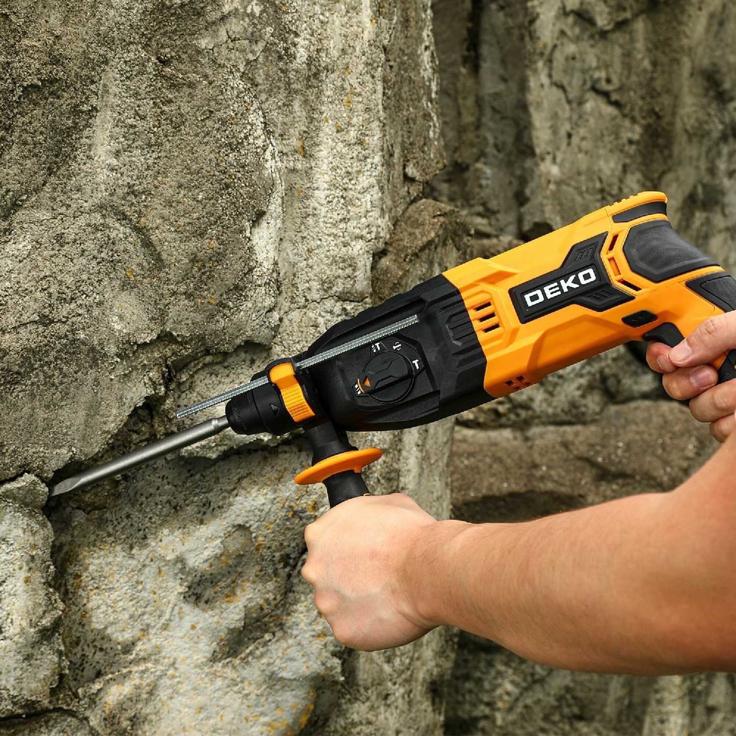 Перфоратор DEKO DKH950W (063-4122) фотография 7