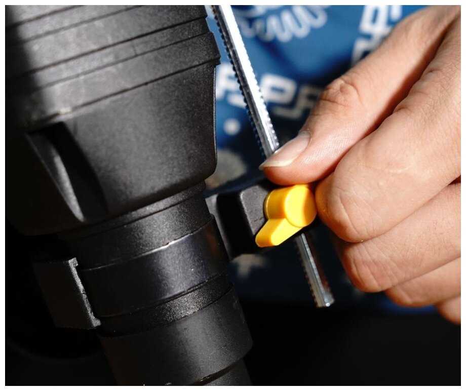 Перфоратор DEKO DKH950W (063-4122) фотография 4