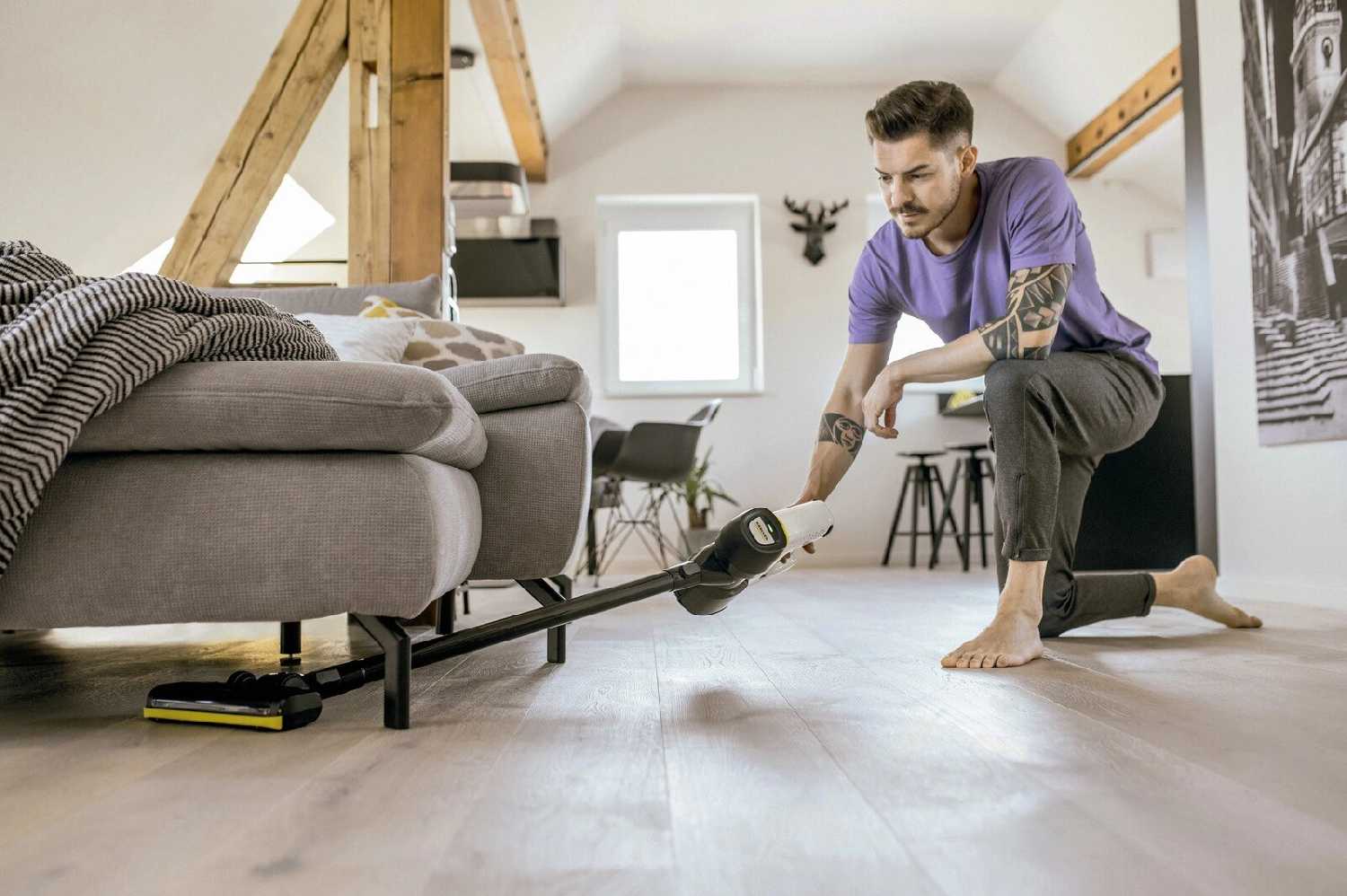 Пылесос вертикальный беспроводной Karcher VC 4 Cordless myHome Car (1.198-632.0) фотография 13