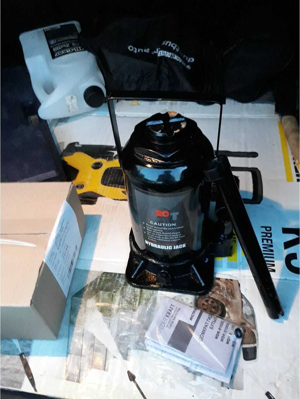 Домкрат бутылочный гидравлический WIEDERKRAFT WDK-81 фотография 16