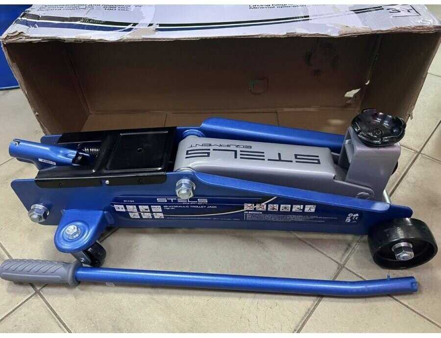 Домкрат подкатной гидравлический Stels Домкрат подкатной гидравлический для мототехники (51134) фотография 10