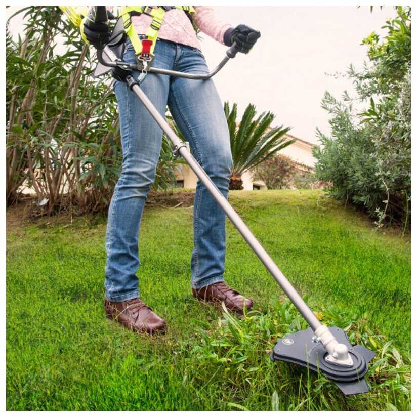 Триммер аккумуляторный RYOBI OBC 1820B фотография 1