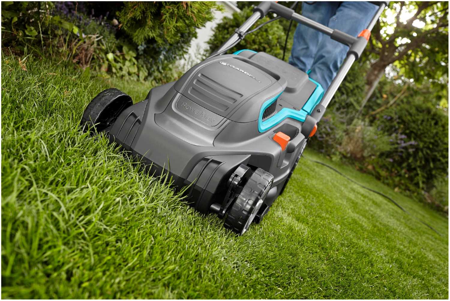 Электрическая газонокосилка GARDENA PowerMax 1600/37 фотография 8