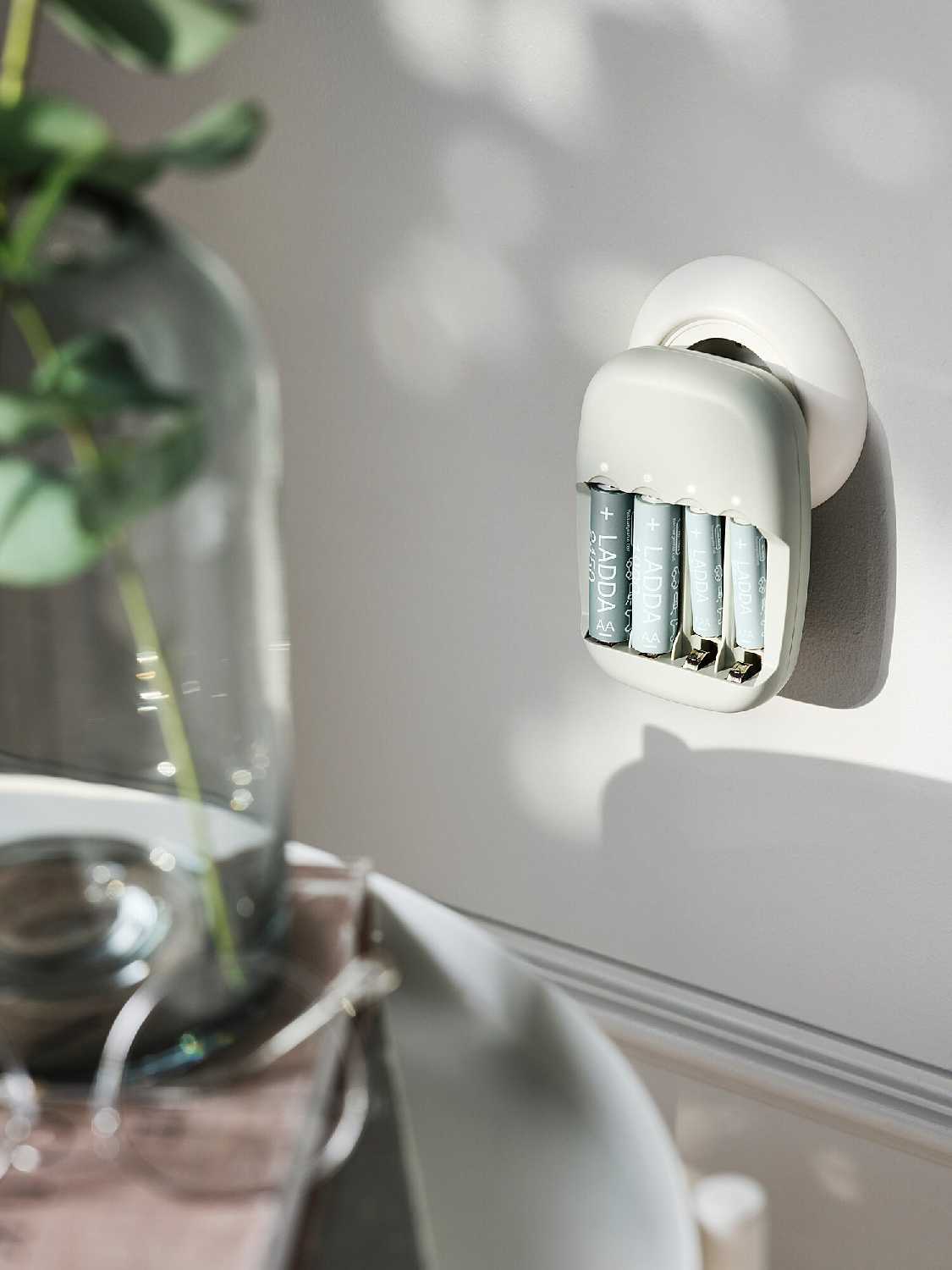 Зарядное устройство IKEA Stenkol фотография 4