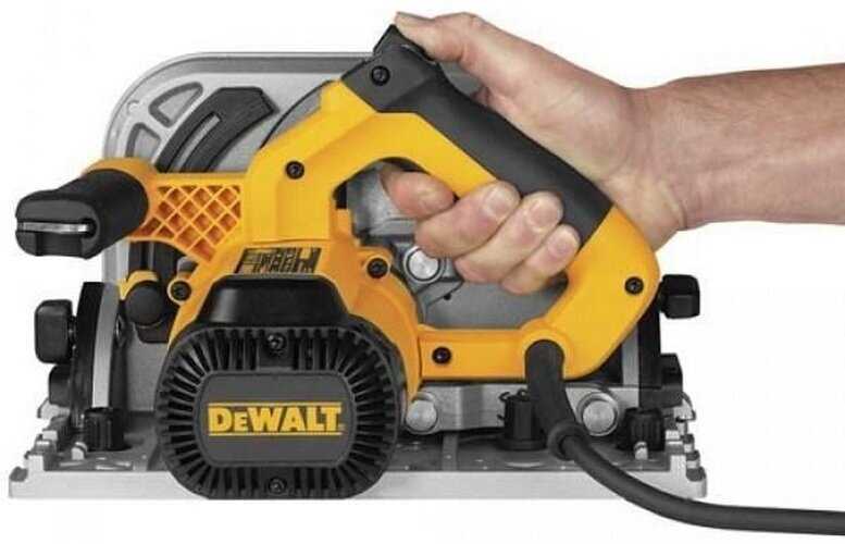 Дисковая пила DeWALT DWS520KT, 1300 Вт фотография 3