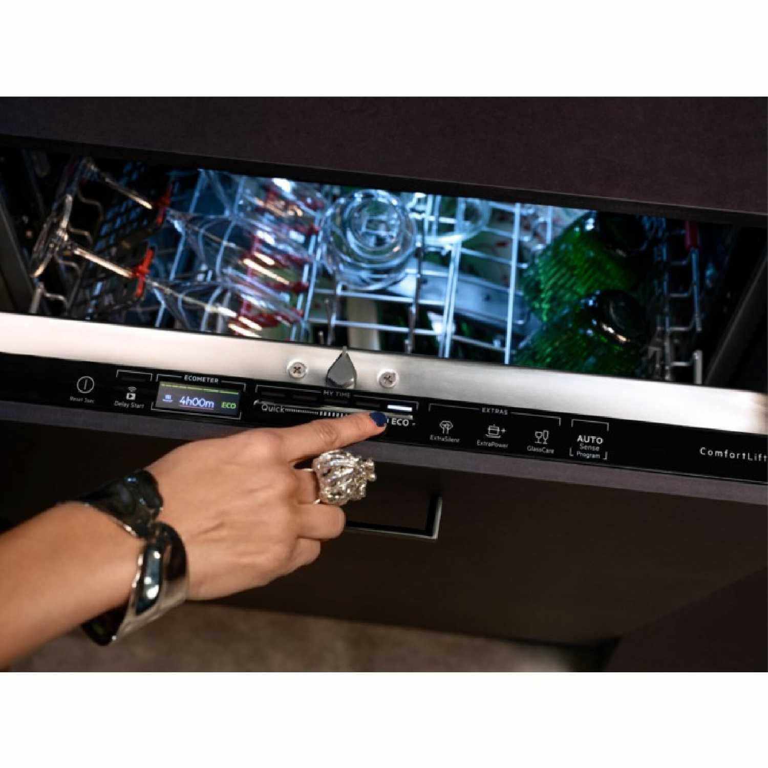 Встраиваемая посудомоечная машина AEG FSB53907Z фотография 7