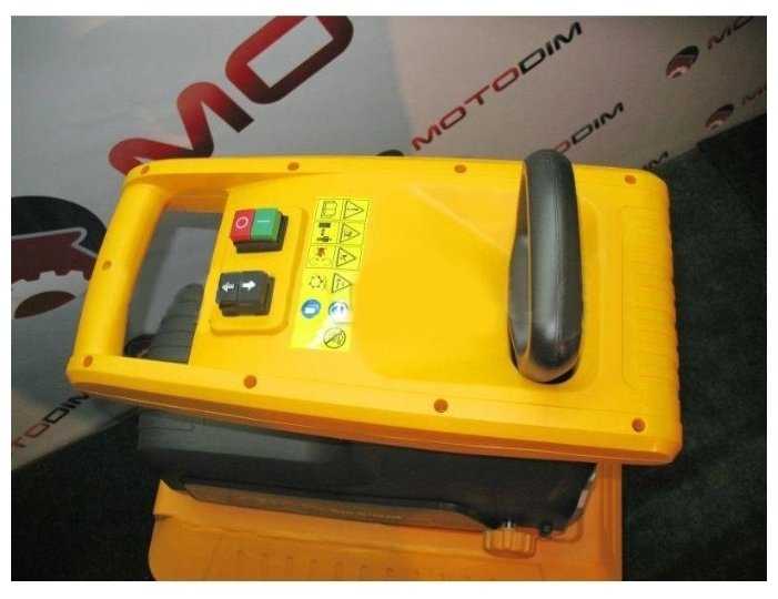 Электрический садовый измельчитель STIGA BIO SILENT 2500 фотография 8