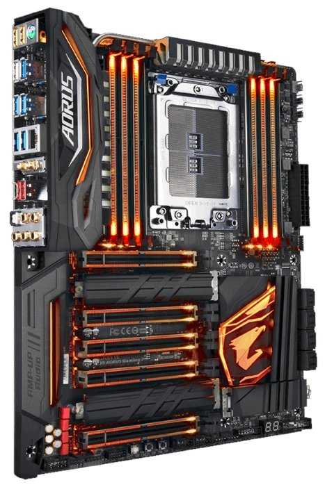 Материнская плата GIGABYTE X399 AORUS Gaming 7 (rev. 1.0) фотография 2