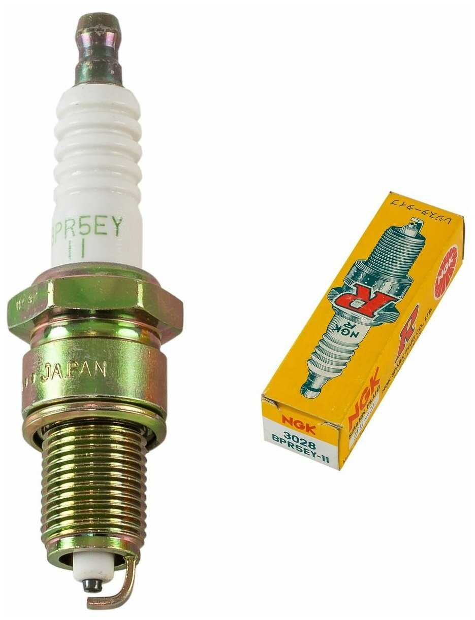 Свеча зажигания NGK BPR5EY-11 (3028)