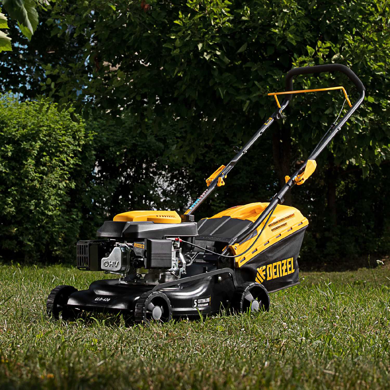Газонокосилка бензиновая Denzel GLD-420 фотография 8