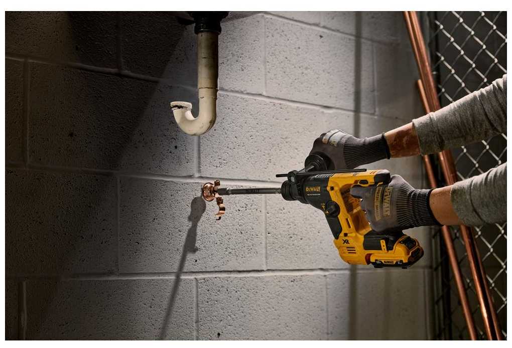 Перфоратор аккумуляторный DeWALT DCH072N, без аккумулятора фотография 4