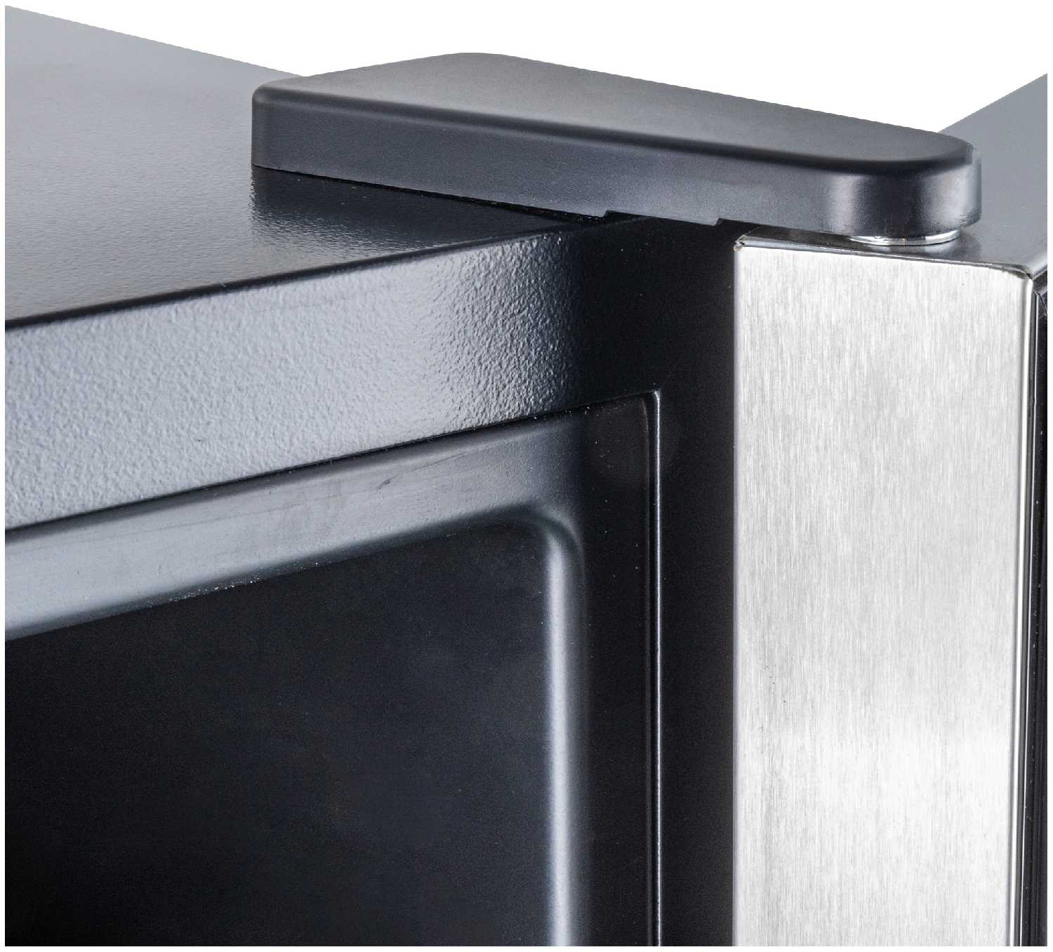 Винный шкаф TEMPTECH WP180SCB фотография 6