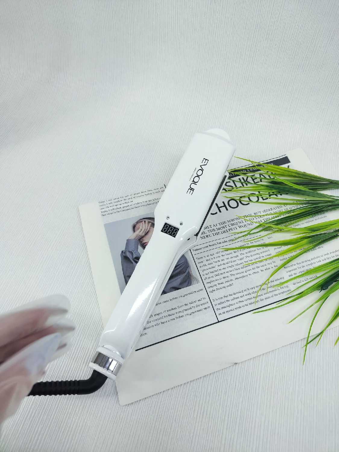 Инфракрасный и ультразвуковой утюжок широкие пластины EVOQUE Infrared & Ultrasonic фотография 5