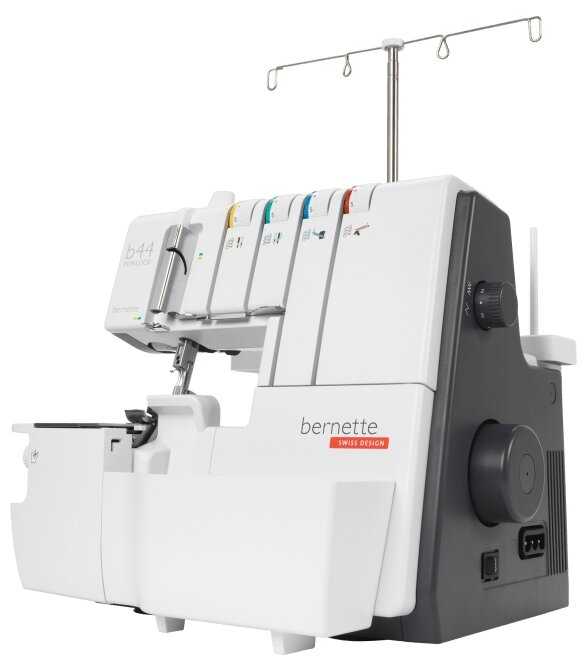Оверлок Bernina Bernette Funlock B44 фотография 1