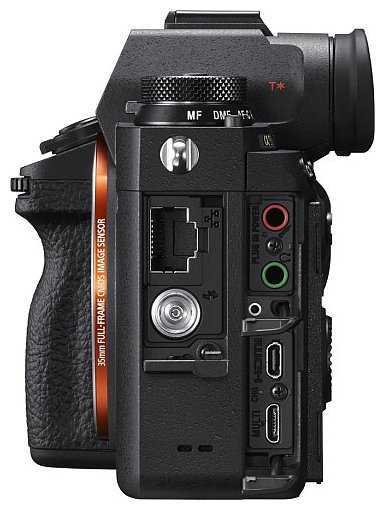 Фотоаппарат Sony Alpha ILCE-9 Body фотография 3