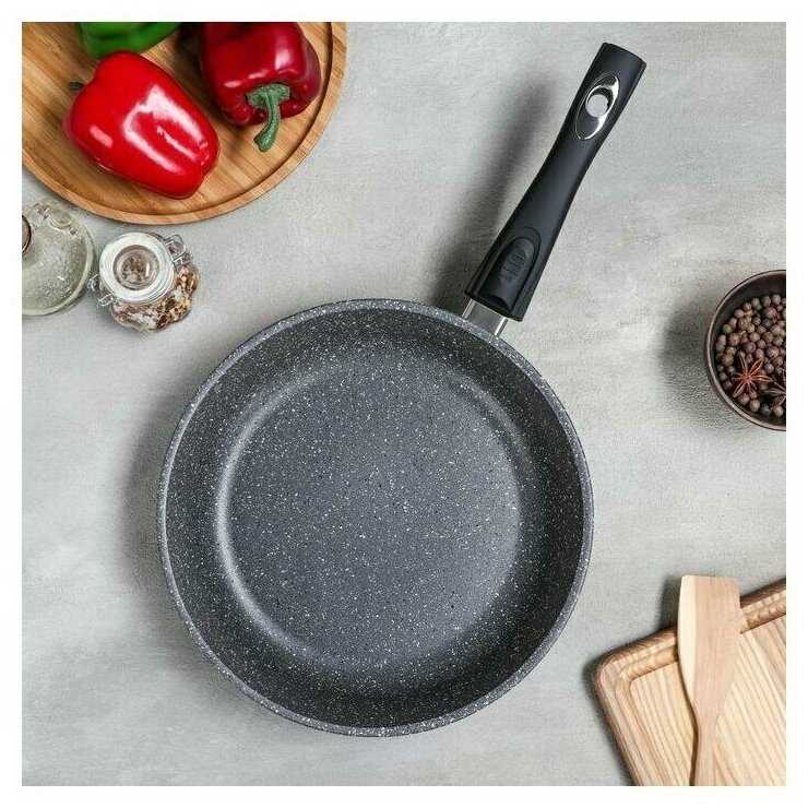 Сковорода ф220 h55