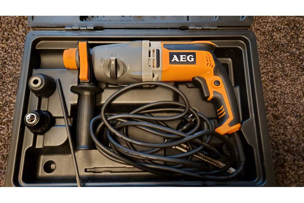 Перфоратор AEG KH 26 XE (800 Вт) фотография 13
