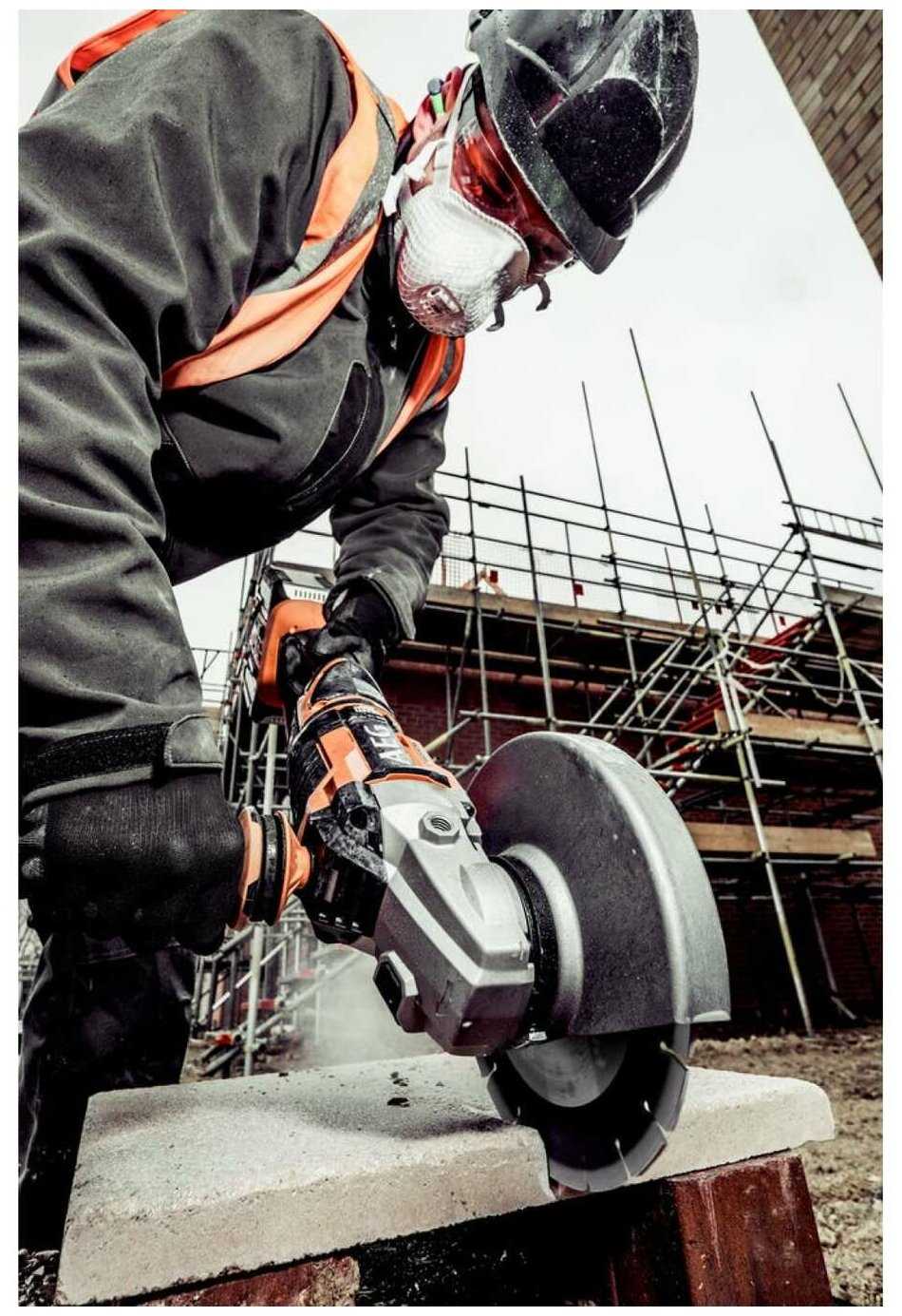 Аккумуляторная УШМ AEG УШМ (BEWS 18-230BL-0) фотография 1