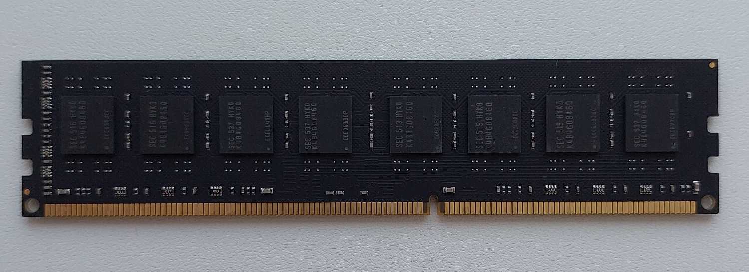 Оперативная память Samsung 8 ГБ DDR3 DIMM (M378B1G73DB0-CK0) фотография 8