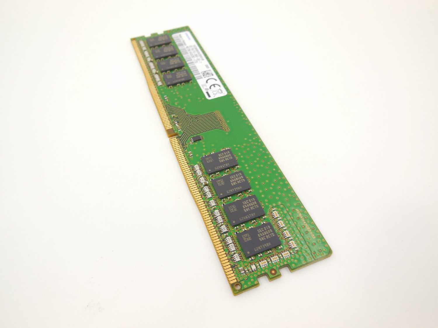 Оперативная память Samsung Basic 8 ГБ DDR4 DIMM CL19 (M378A1K43CB2-CTD) фотография 13