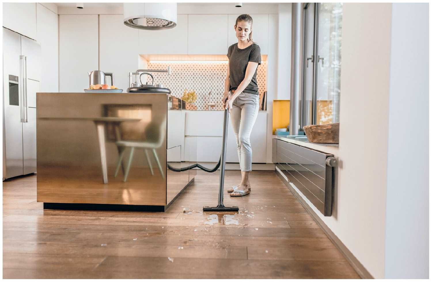 Профессиональный пылесос KARCHER WD 3 P S V-17/4/20, 1000 Вт фотография 6