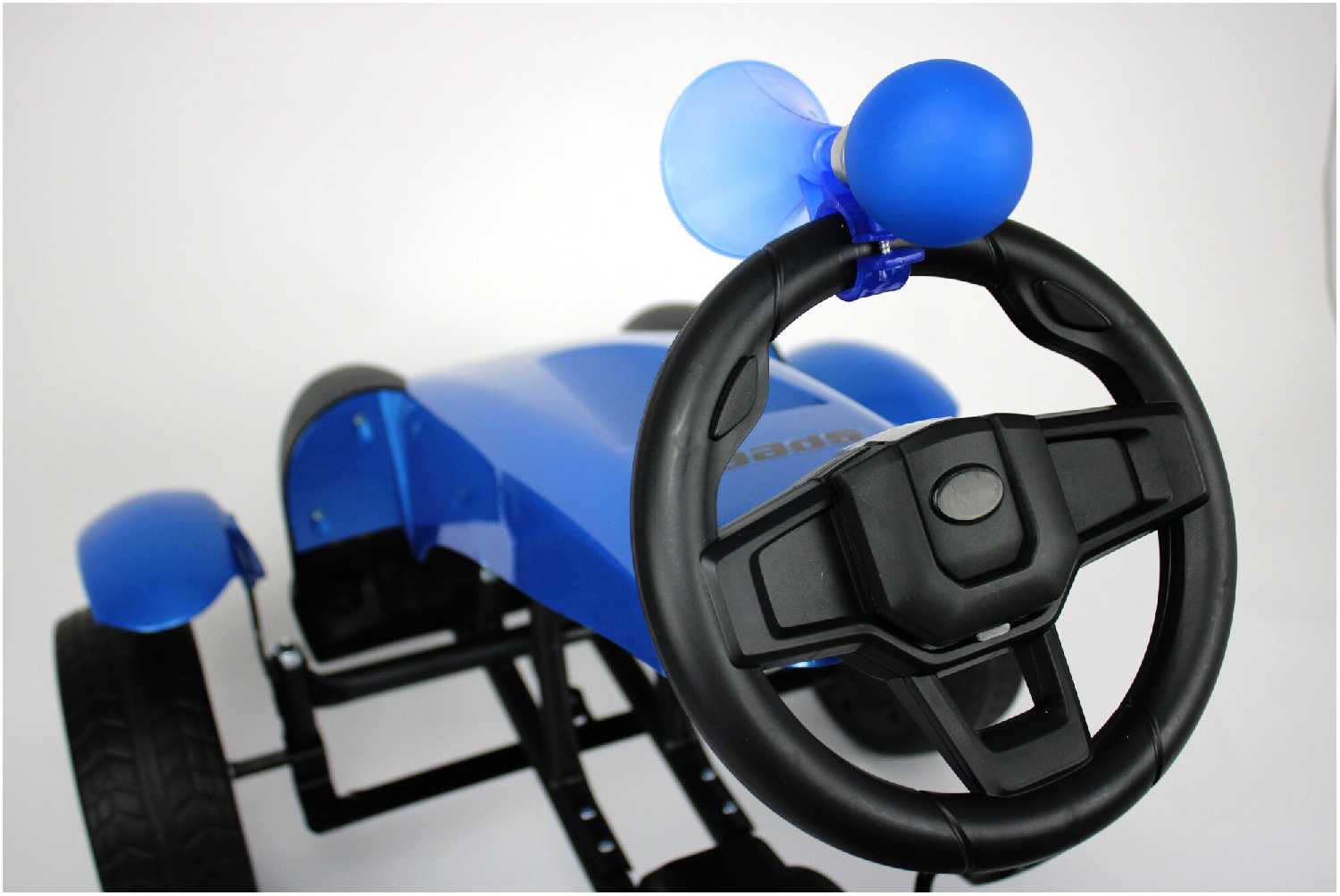 Веломобиль RiverToys C222CC фотография 10