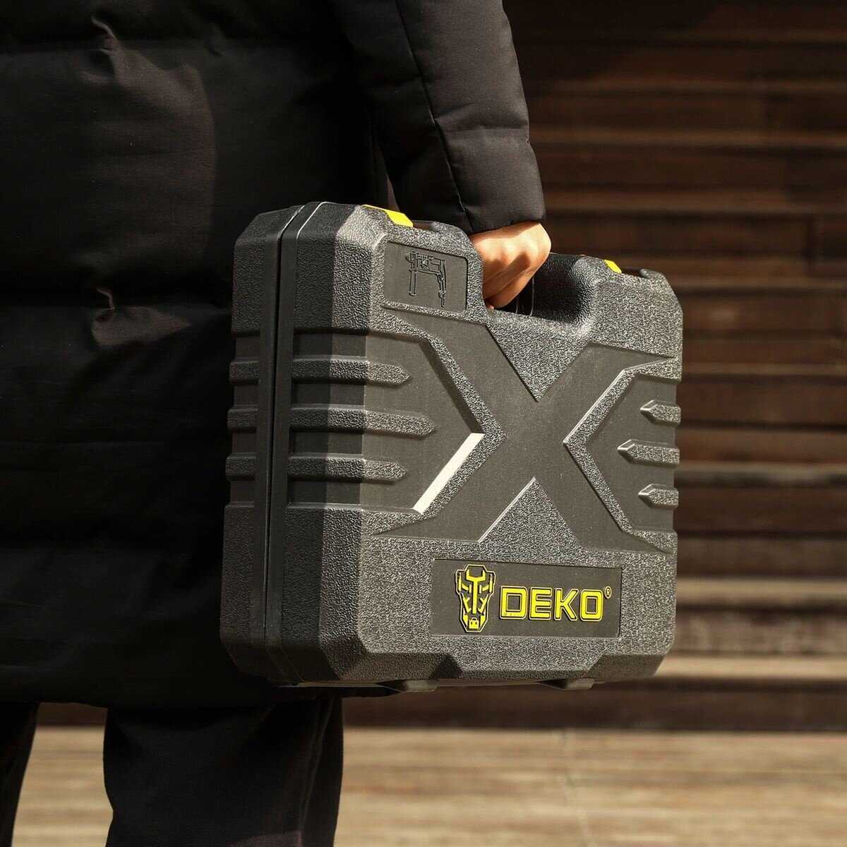 Перфоратор DEKO DKH850W (063-4116) фотография 13